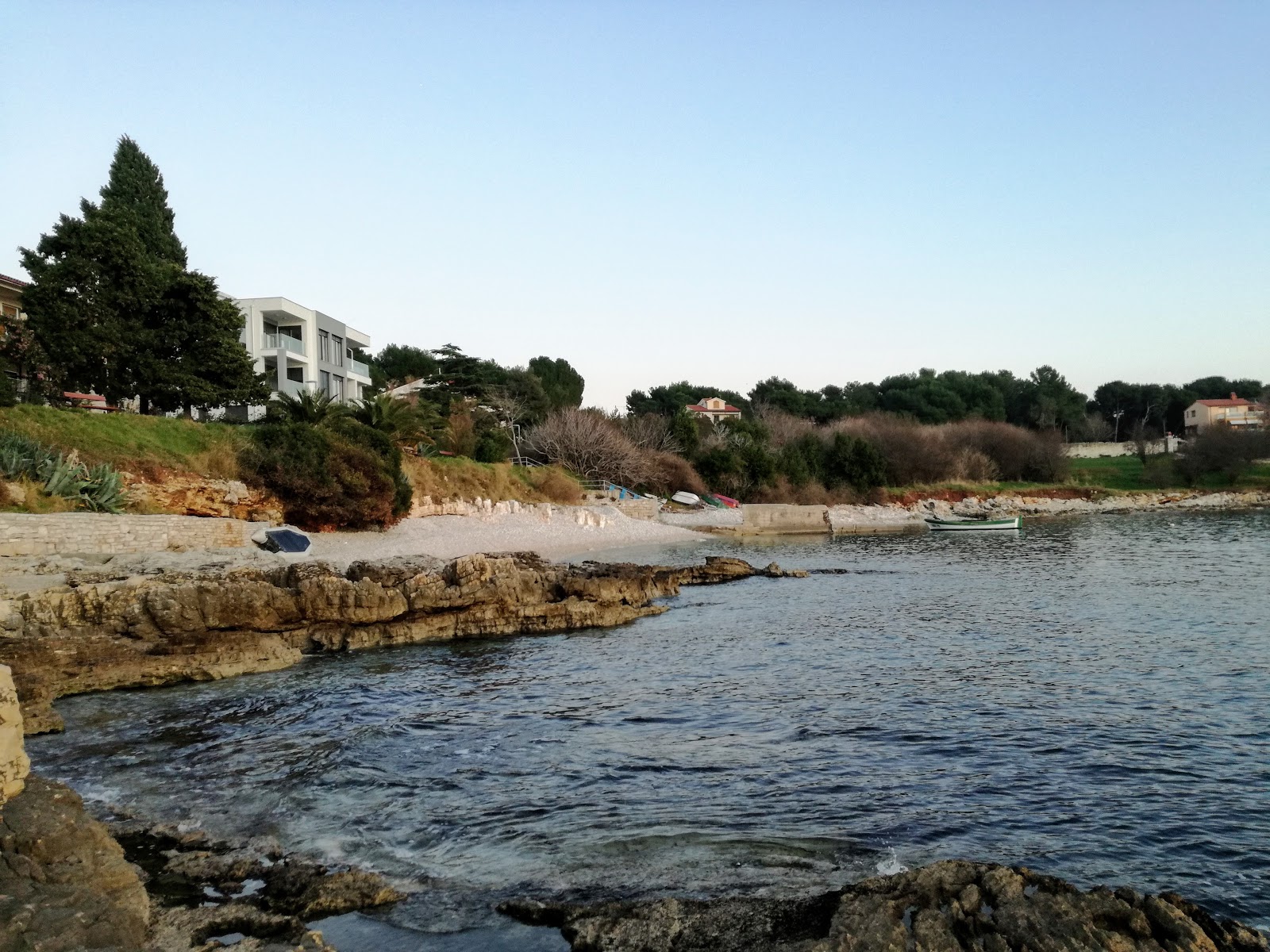 Photo de Zelenika beach avec l'eau cristalline de surface