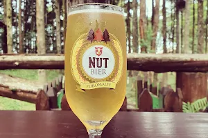 Cervejaria Nut Bier e Restaurante no Caminho do Vinho image
