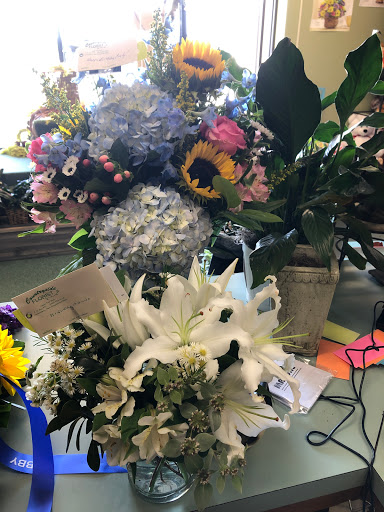 Florist «Countryside Florist», reviews and photos, 4 Orchard View Dr, Londonderry, NH 03053, USA