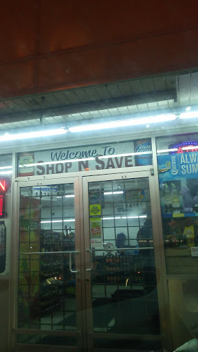 Shop N Save, 2127 Martin Luther King Jr Pkwy, Des Moines, IA 50314, USA, 
