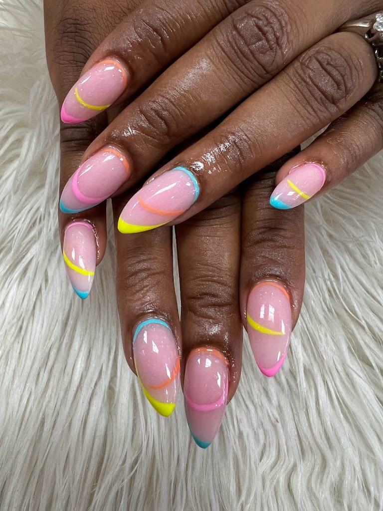 Lux nails and spa secane 19018