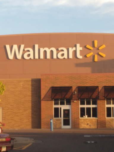 Discount Store «Walmart», reviews and photos, 1200 Shingle Creek Crossing, Brooklyn Center, MN 55430, USA
