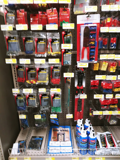 Hardware Store «Springfield Do it Center», reviews and photos, 1583 W Dickman Rd, Springfield, MI 49037, USA