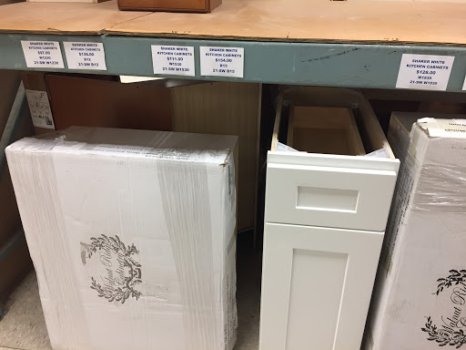 Kitchen Remodeler «Pease Warehouse & Kitchen Showroom», reviews and photos, 1780 S Erie Blvd, Hamilton, OH 45011, USA