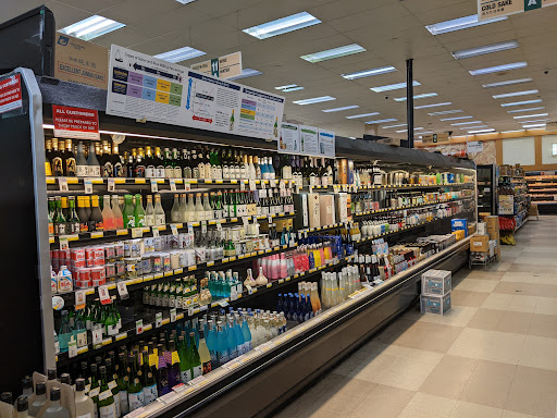 Japanese Grocery Store «Mitsuwa Marketplace», reviews and photos, 595 River Rd, Edgewater, NJ 07020, USA