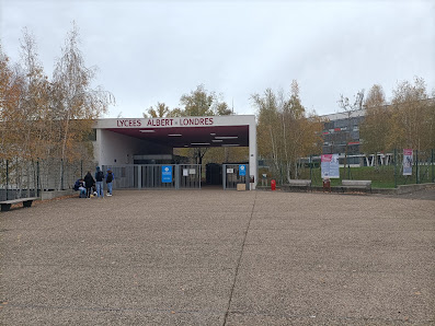 Lycée général et technologique Albert Londres Bd du 8 mai 1945, 03300 Cusset, France