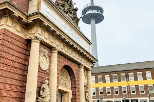 Berliner Tor image
