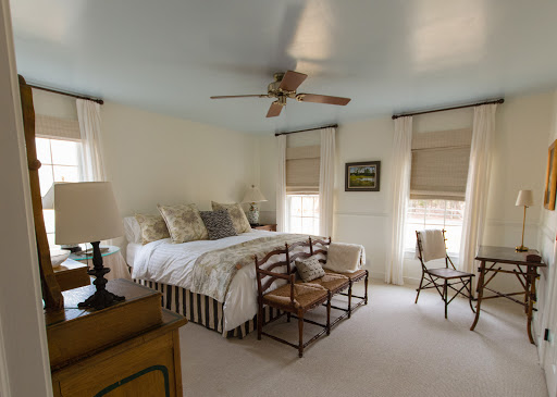 Window Treatment Store «Feather Your Nest and Cindy Lloyd Design», reviews and photos, 5011 Richmond Rd, Warsaw, VA 22572, USA