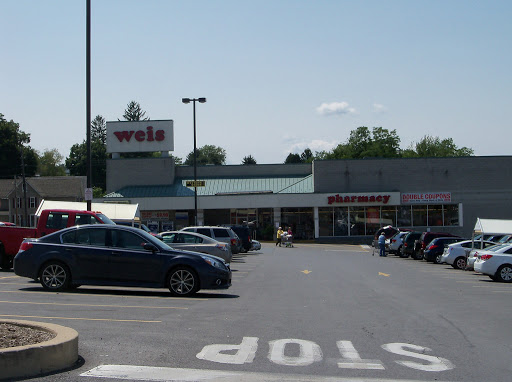 Supermarket «Weis Markets», reviews and photos, 1440 Allegheny St, Jersey Shore, PA 17740, USA