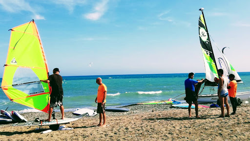 Escuela de Windsurf, kite, surf, Paddlesurf, Wingfoil, Cool Hot WaterSports
