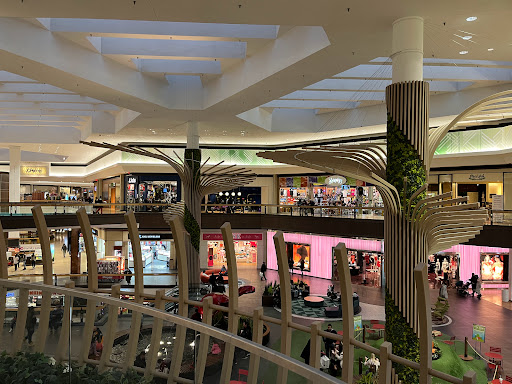 Fox Valley Mall