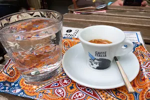 L'аngolo Di Caffè image