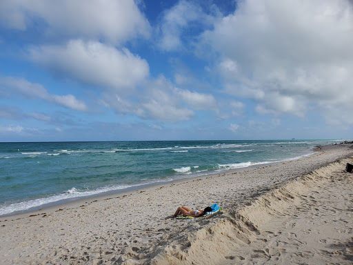 Community Center «Town Of Surfside Community Center», reviews and photos, 9301 Harding Ave, Surfside, FL 33154, USA