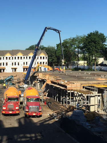 Glotrac Builders, Llc. business location in Newark NJ