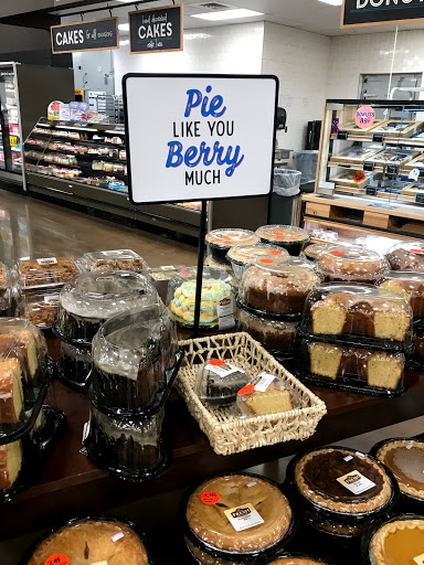 Grocery Store «Kroger Marketplace», reviews and photos, 7685 Mall Rd, Florence, KY 41042, USA