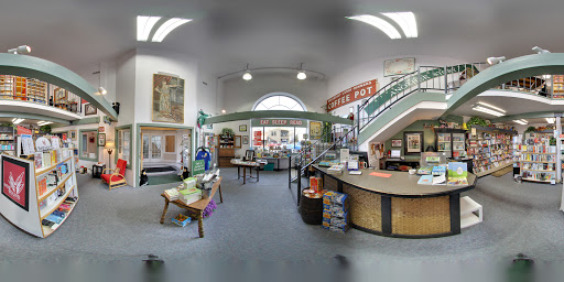 Book Store «Riverwalk Books», reviews and photos, 116 E Woodin Ave, Chelan, WA 98816, USA