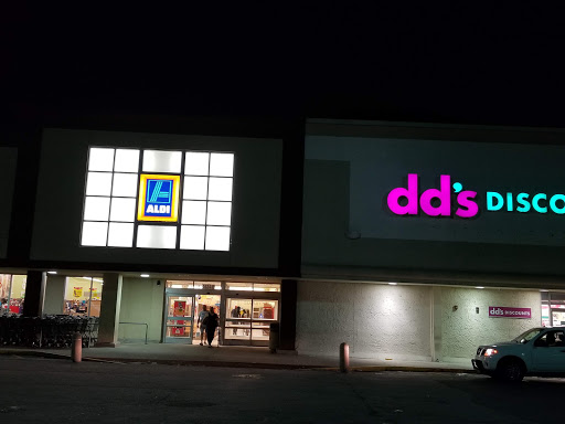 Supermarket «ALDI», reviews and photos, 5524 W Colonial Dr b, Orlando, FL 32808, USA