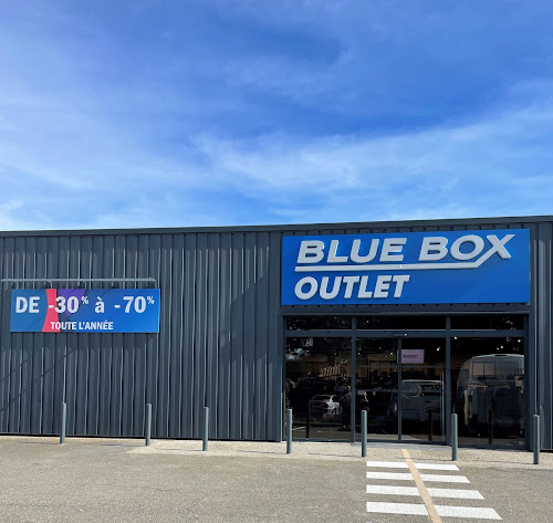 Blue Box Outlet à Mont-de-Marsan