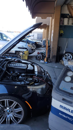 Armens Auto Service. Independent B.M.W, MBZ, AUDI, & VW image