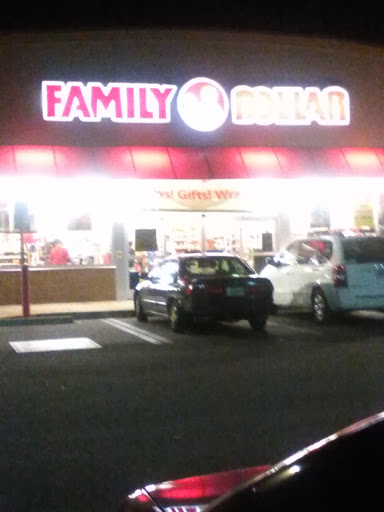 Dollar Store «Family Dollar», reviews and photos, 3495 Poinciana Pkwy, Poinciana, FL 34759, USA