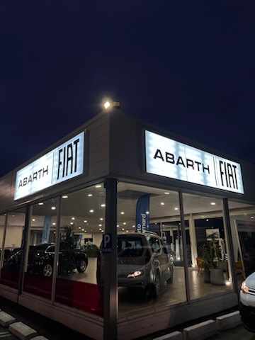 FIAT ABARTH EPERNAY - AUTOBERNARD à Dizy (Marne 51)