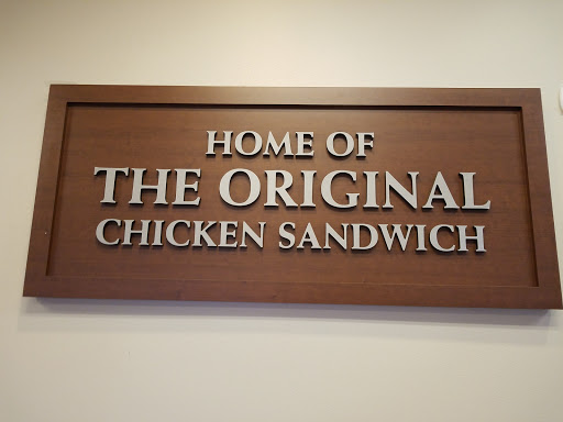 Fast Food Restaurant «Chick-fil-A», reviews and photos, 7676 Campus View Dr, West Jordan, UT 84084, USA