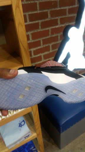 Shoe Store «Shiekh Shoes», reviews and photos, 1900 N Long Beach Blvd, Compton, CA 90221, USA