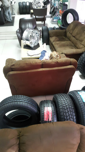 Cheap tyres stores Maracaibo