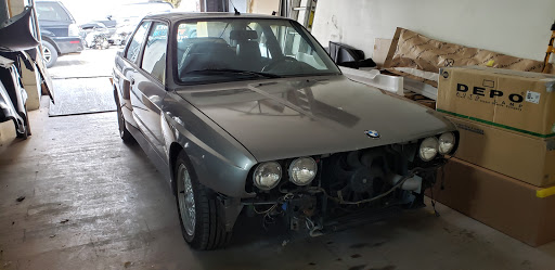 Auto Repair Shop «Unlimited Auto Body & Collision Specialists», reviews and photos, 33 W Main St, Stamford, CT 06902, USA