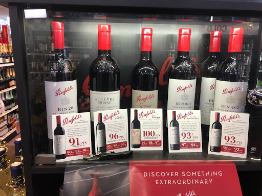 Liquor Store «Five Corners Wine & Spirits», reviews and photos, 192 Windsorville Rd, Ellington, CT 06029, USA