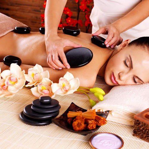 Reviews of ThaitaniuM Therapeutic Massage in London - Massage therapist