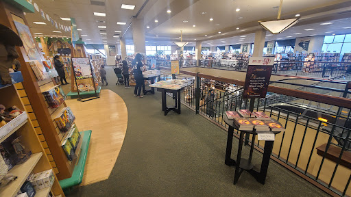 Book Store «Barnes & Noble», reviews and photos, 11 W Hillsdale Blvd, San Mateo, CA 94403, USA