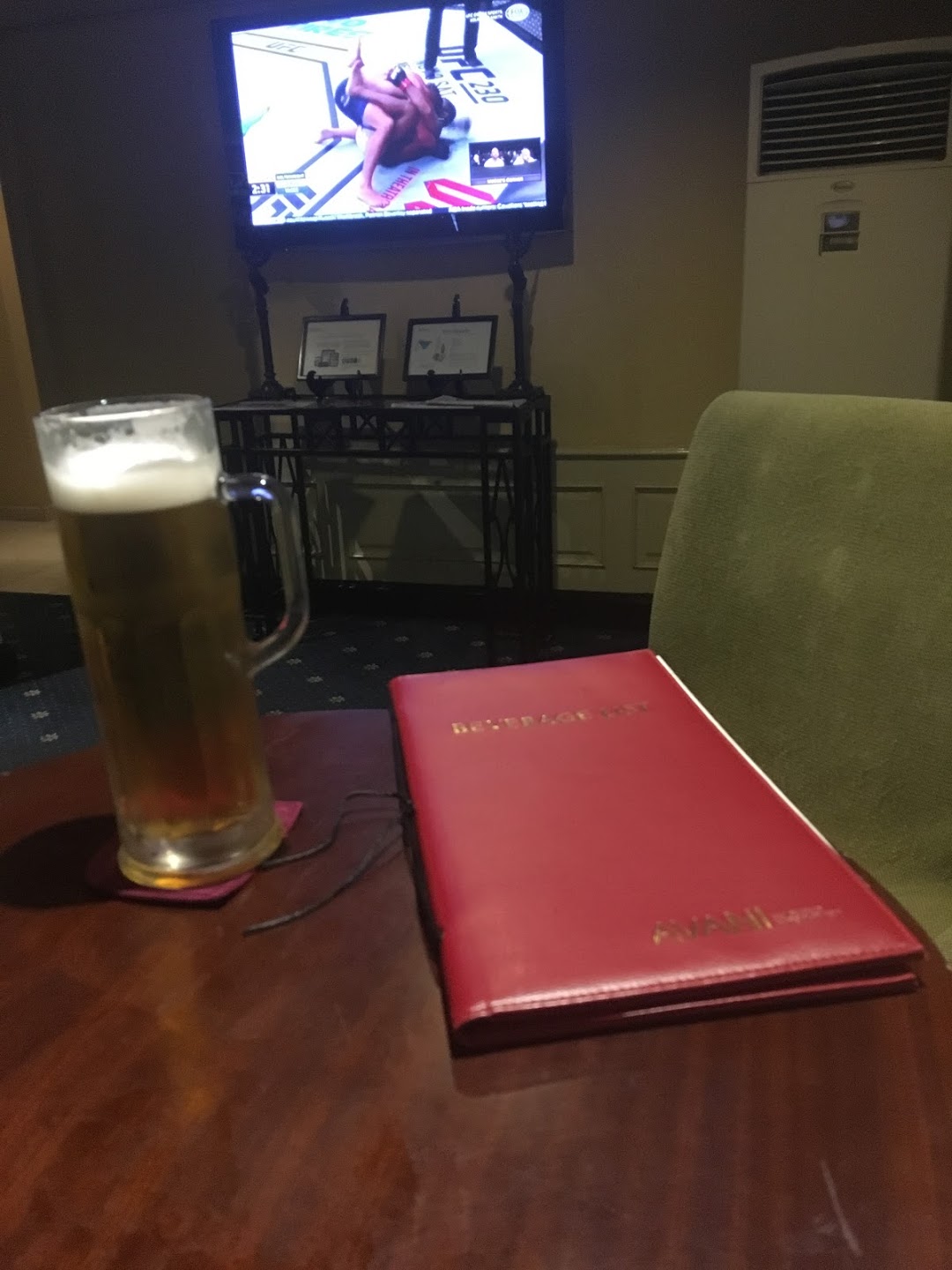 Cheers pub