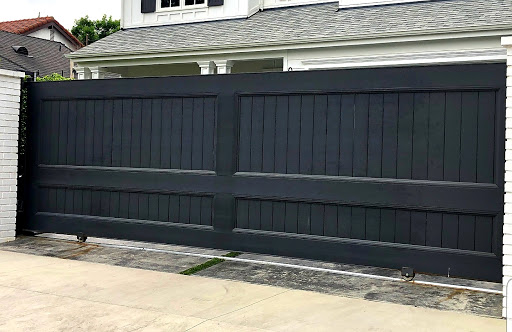 Ranch Garage Doors and Gates - Commercial Gate Repair Services