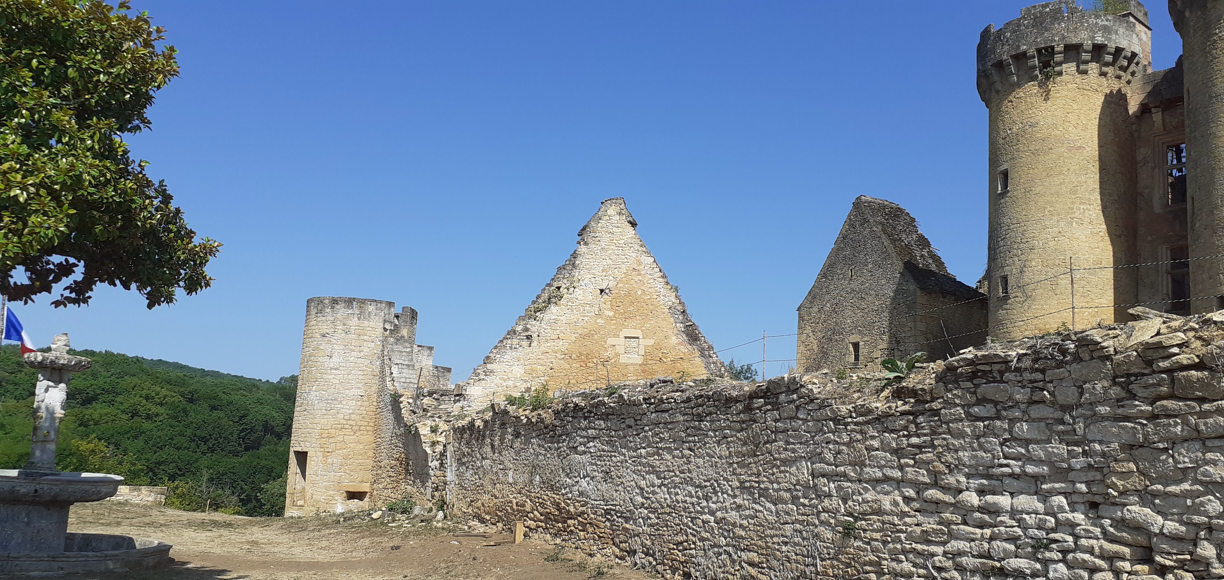 Photo n° 19 de l'avis de yves.a fait le 04/08/2022 à 14:23