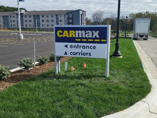 Used Car Dealer «CarMax», reviews and photos, 4431 28th St SE, Kentwood, MI 49512, USA