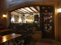 Atmosphère du Restaurant de spécialités alsaciennes Auberge du Vieux Mulhouse - n°8