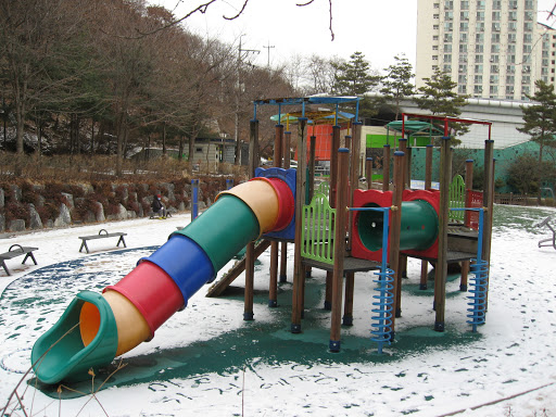 Sangdo Neighborhood Park