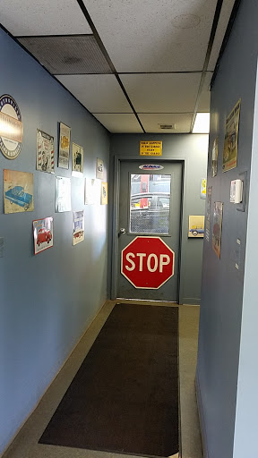 Auto Repair Shop «Friend Lee Auto», reviews and photos, 7437 Royalton Rd, North Royalton, OH 44133, USA