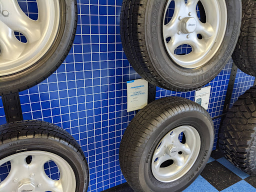 Tire Shop «Firestone Complete Auto Care», reviews and photos, 941 Fort Crook Rd N, Bellevue, NE 68005, USA