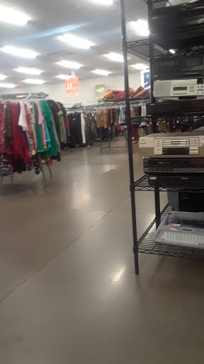 Thrift Store «Buckeye Goodwill Retail Store & Donation Center», reviews and photos