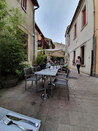 Atmosphère du Restaurant gastronomique Les Maisons Rabanel à Arles - n°10