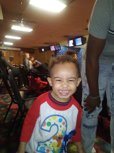 Bowling Alley «Bardstown Bowling Center», reviews and photos, 1012 Commerce Blvd, Bardstown, KY 40004, USA