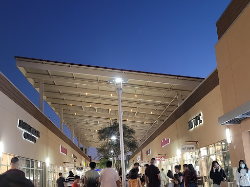 Outlet Mall «Tanger Outlet Westgate», reviews and photos, 6800 N 95th Ave, Glendale, AZ 85305, USA