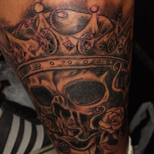 Explore love hurts tattoo ideas, creative tattoo ideas in Beaumont, available at Living Canvas Body Piercing & Tattoo