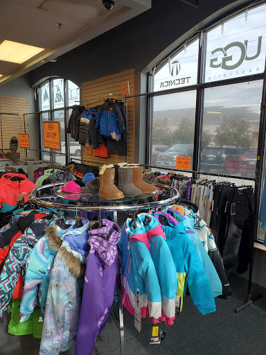 Outdoor Sports Store «The Ski Bum», reviews and photos, 218 E Main St #101, Newark, DE 19711, USA