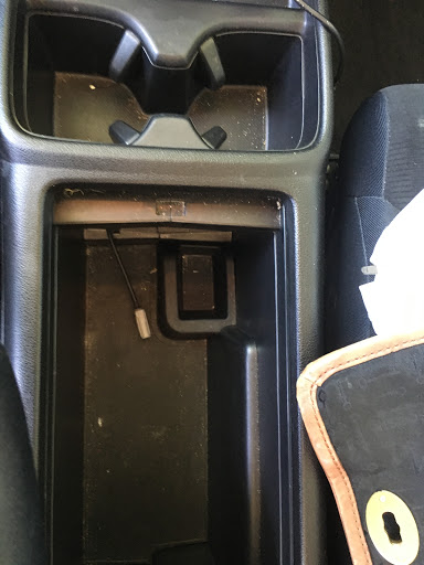 Car Wash «Walnut-Hill Hand Car Wash», reviews and photos, 1465 E Walnut St, Pasadena, CA 91106, USA