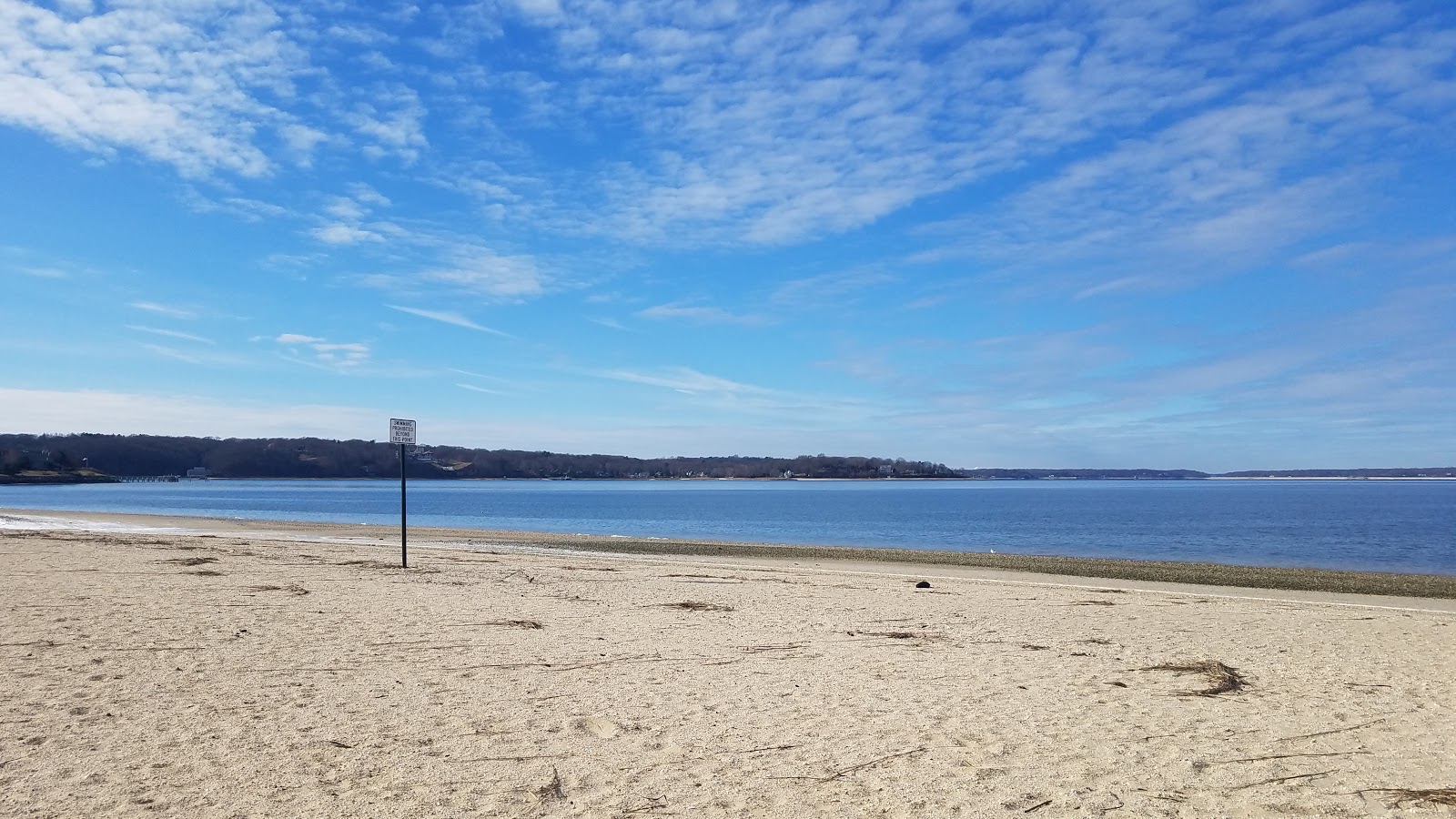Foto von Steer's Beach mit beiger sand & kies Oberfläche