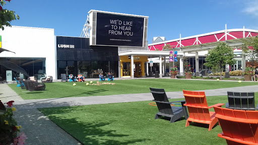 Shopping Mall «Oakbrook Center», reviews and photos, 100 Oakbrook Center, Oak Brook, IL 60523, USA