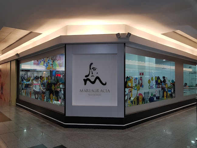 Opiniones de MARIAGRACIA Peluquerías Mall El Jardín en Quito - Barbería